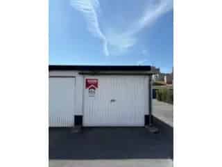 Garagebox te koop De Panne - Ruime garage nabij centrum en zee