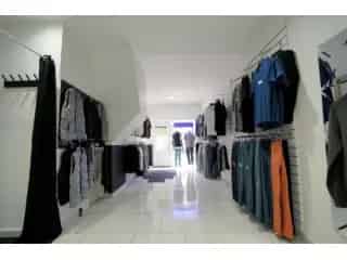 Herenkledingzaak Gent Te Koop - Hoge Omzet - 90m²