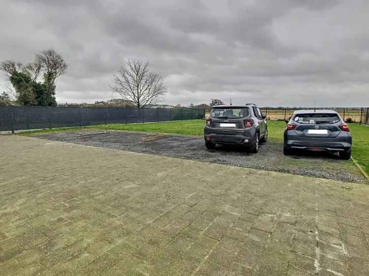 Parkeerplaats te Staden