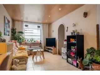 Huis te koop Harelbeke - Ruime woning met veranda en garage
