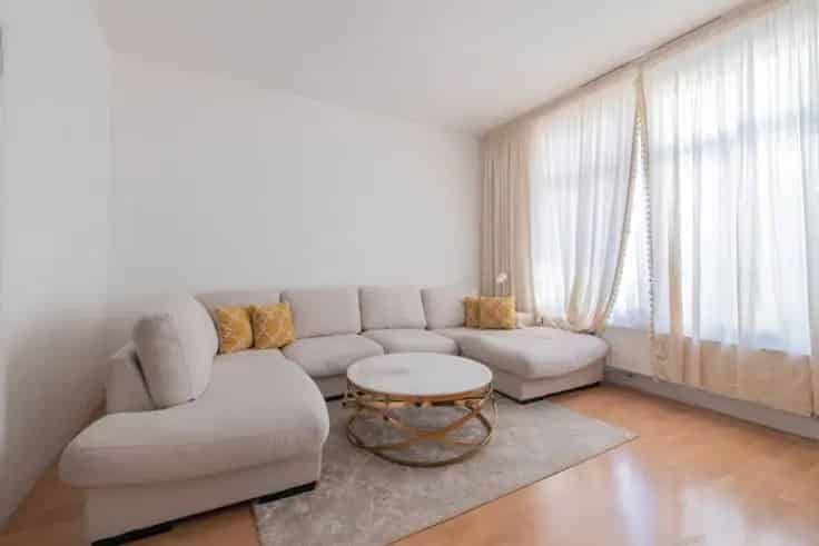 Appartementsblok Te Koop 4 Appartementen Nabij Scholen En Winkels