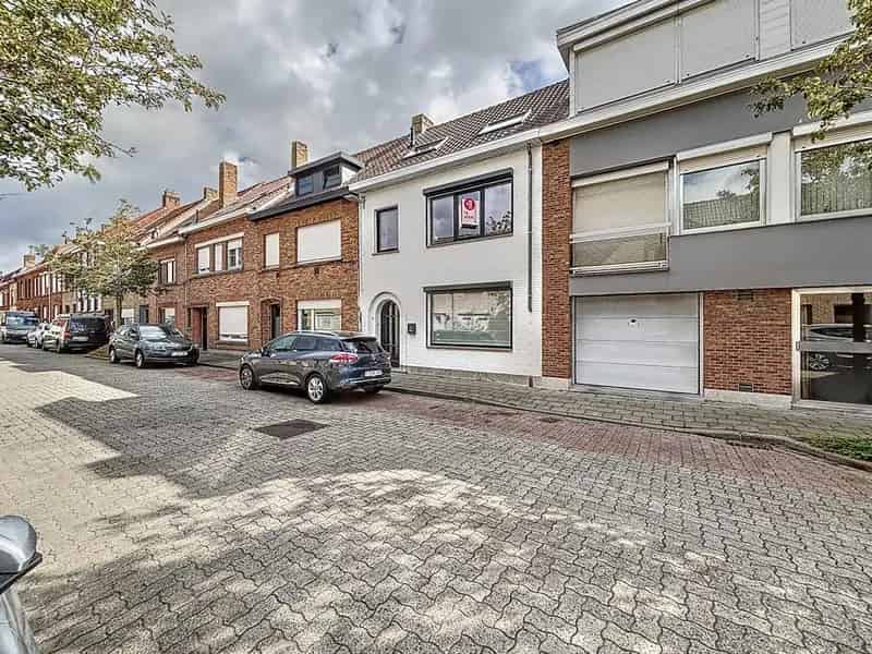 Huis te huur Assebroek 3 slaapkamers instapklaar