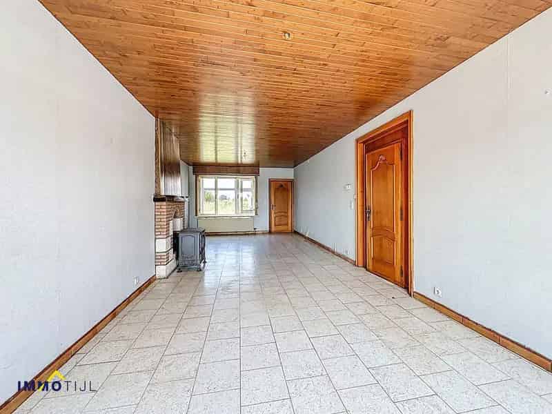 Ruime woning te Aalst met 4 slaapkamers garage en tuin