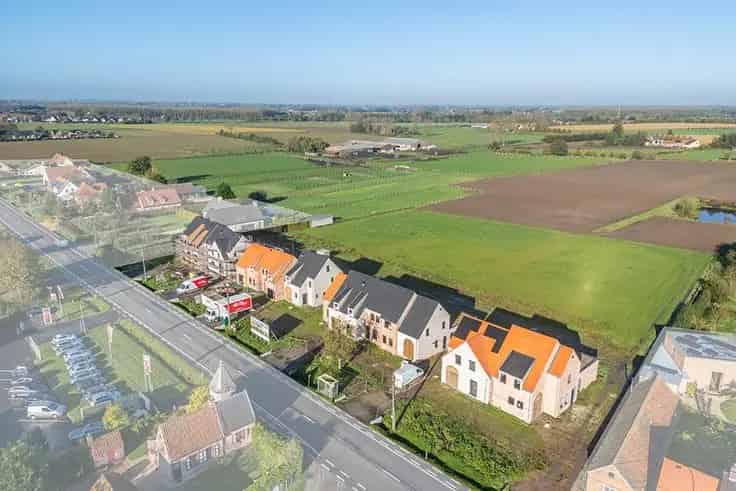 Huis Te Koop Hof van Leerne 4 slaapkamers grote tuin