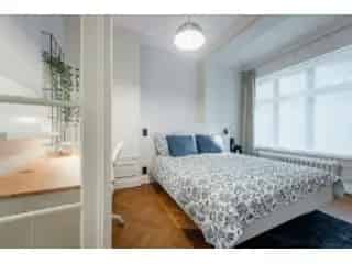 Appartement in Medehuur Ukkel Ruime Kamer Prive Badkamer