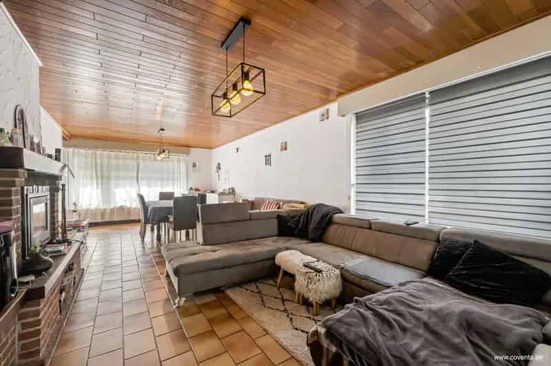 Huis te koop Pittem: Halfopen bebouwing met 3 slaapkamers