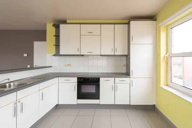 Appartement te Koop Westende - Lichtrijk en Op te Frissen