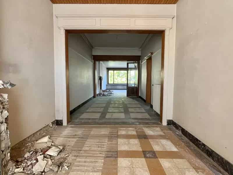 Authentieke woning met tuin en garage te koop