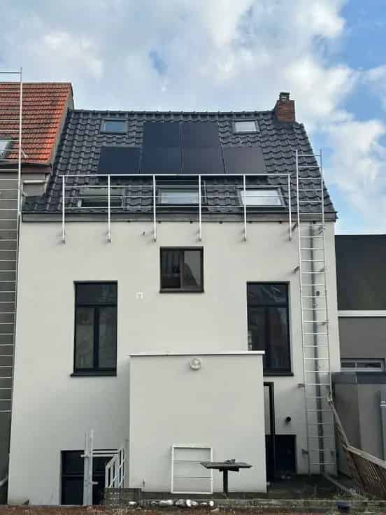Duplex Antwerpen Zuid 90m2 Zonnepanelen Dakterras