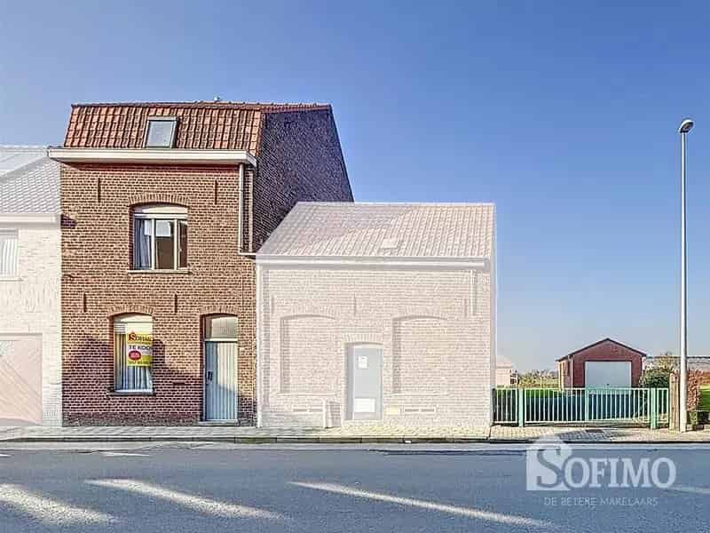 Halfopen Woning te Renoveren met Tuin en Garage