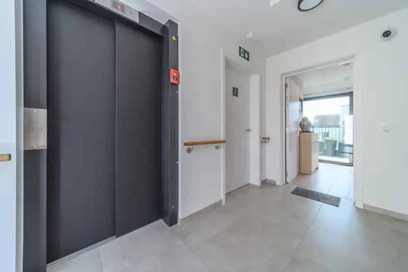 Assistentiewoning Oostende Strand Nabij Gemeubileerd