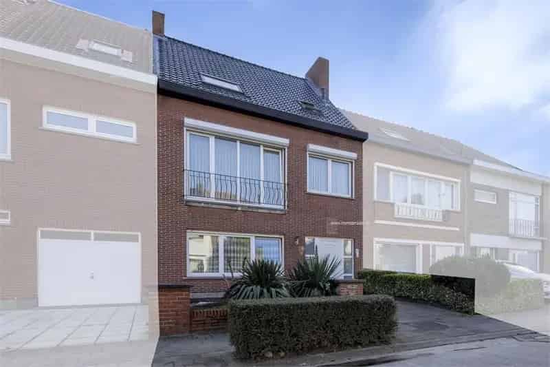 Huis te koop Destelbergen 5 slaapkamers gerenoveerd