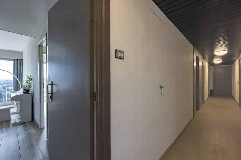 Gerenoveerd appartement Brussel 2 slaapkamers terras