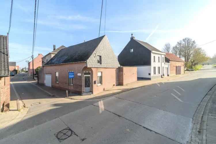 Te renoveren hoekwoning Mere