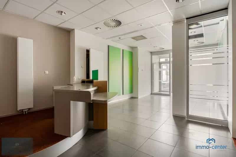 Commercieel Pand te Huur Neeroeteren Centrum