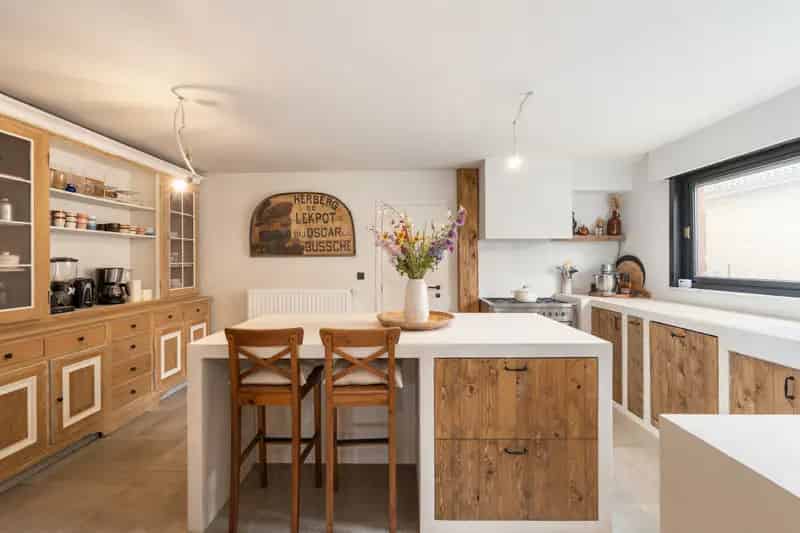 Huis te huur: Gerenoveerde woning met tuin
