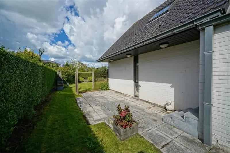 Gezinwoning te koop Oostende 4 slaapkamers grote tuin