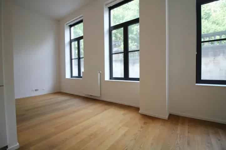 Studio te Huur Brussel Trone 56m²