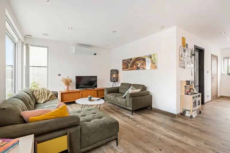 Ruime gezinswoning 4 slaapkamers Temse