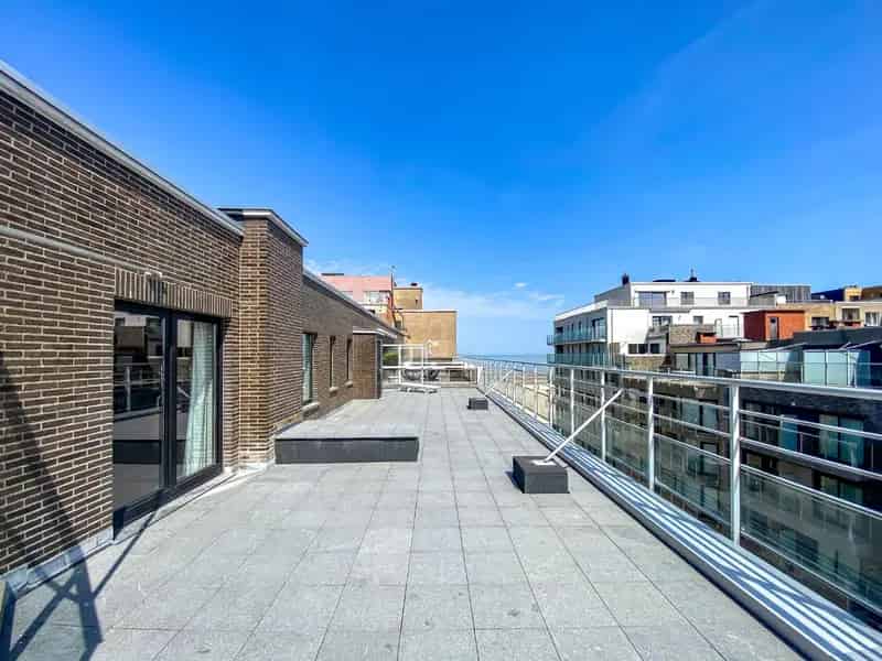 Penthouse 3 slaapkamers Oostduinkerke 120m2 terrassen Zeezicht