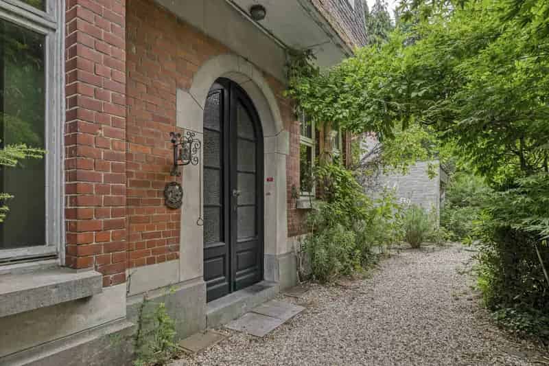 Villa te renoveren Tervuren 30 are Zuidgerichte tuin