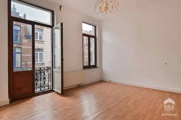 Huis Te Koop Sint-Gillis Ruime Eengezinswoning Appartementenproject