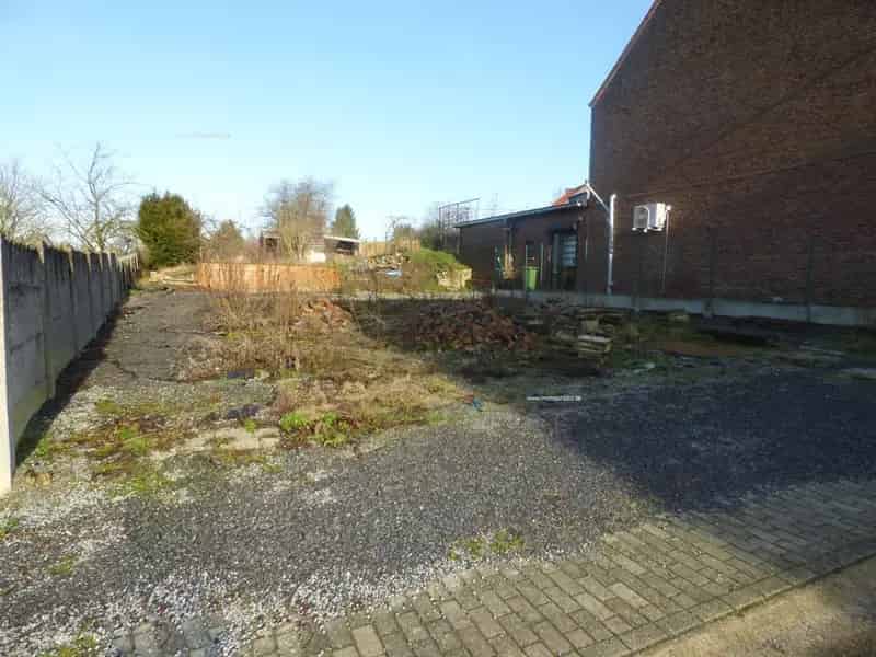 Bouwgrond Veulen 5a 10ca Halfopen Bebouwing