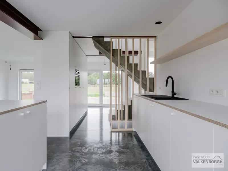 Huis te koop Stevoort: 4 slaapkamers, nieuwbouw, moderne technieken