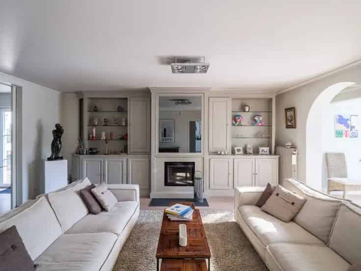 Huis Te Koop Destelbergen: Instapklare Villa met Zwembad