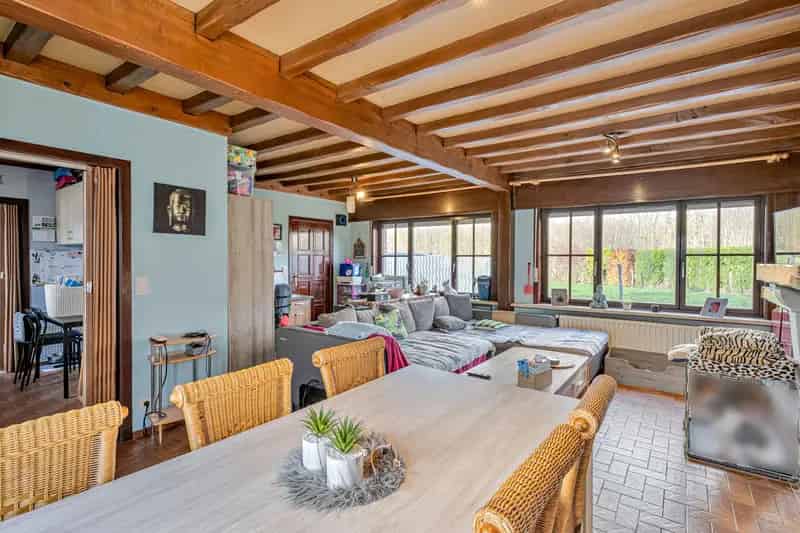 Ruime woning 3 slaapkamers garage