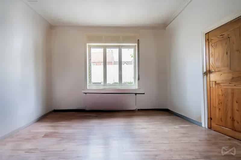Huis te koop La Hulpe 3 slaapkamers renovatieproject
