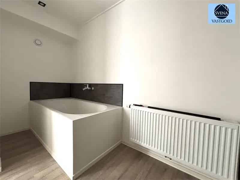 Gerenoveerde Woning 3 Slaapkamers Tuin