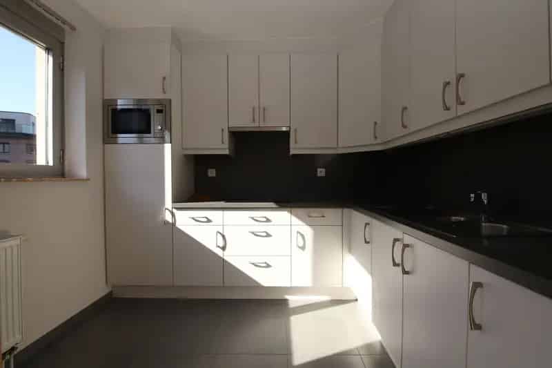 Gerenoveerd Appartement 2 Slaapkamers Nabij KUL Imec