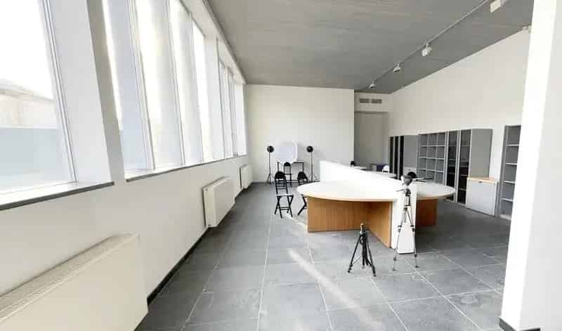 Instapklare Kantoorruimte Deinze Toplocatie