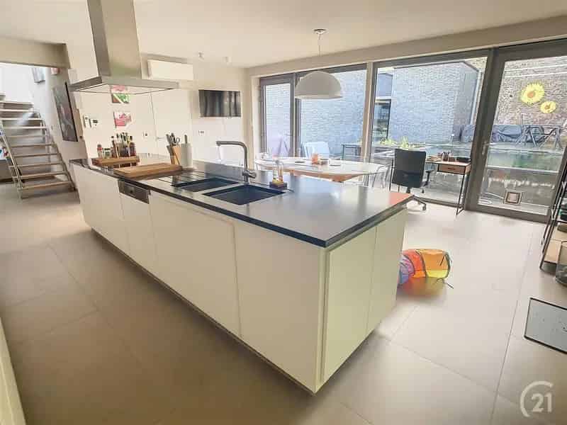 Huis te huur Geraardsbergen: Ruime woning met B&B en appartement