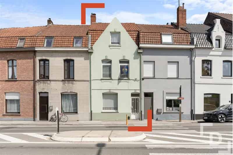 Te renoveren woning met uitweg Ieper