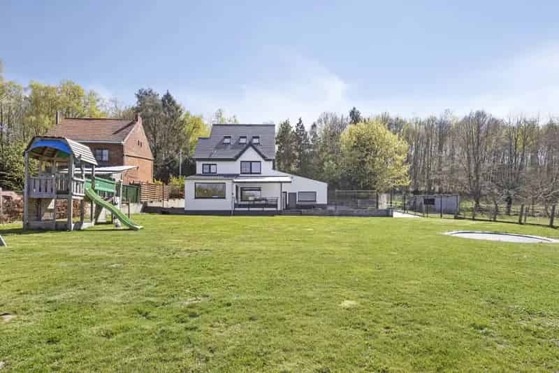 Huis te huur Holsbeek: Instapklare woning 227m² met 3 slaapkamers