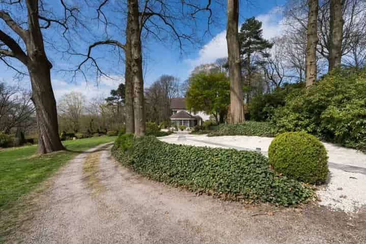 Corniche: Aantrekkelijke woning