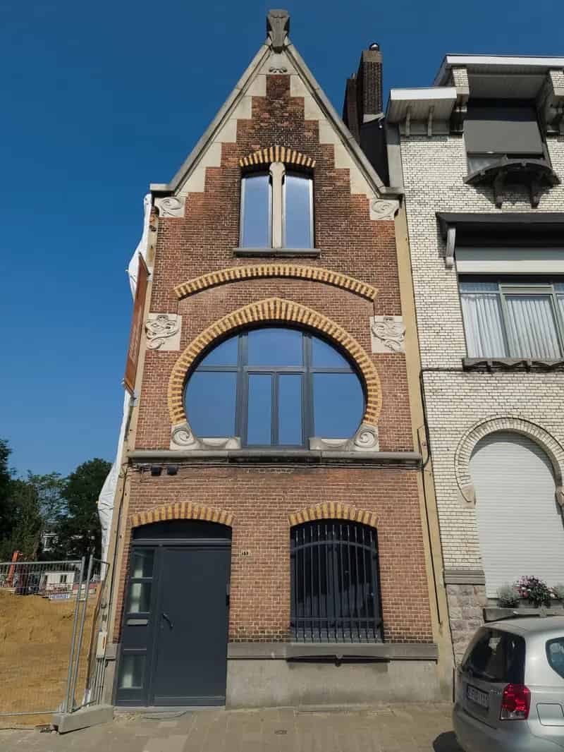 Huis te koop: Ruime woning met charme en karakter