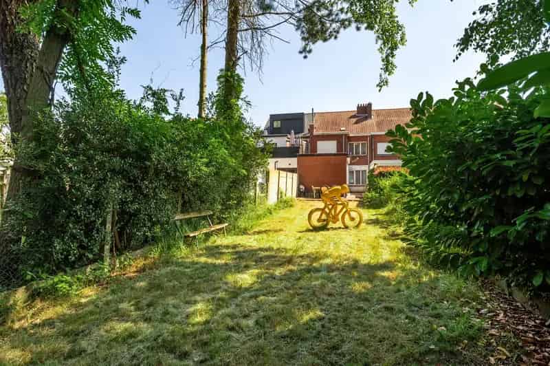 Ruime Te Renoveren Woning Ekeren Donk