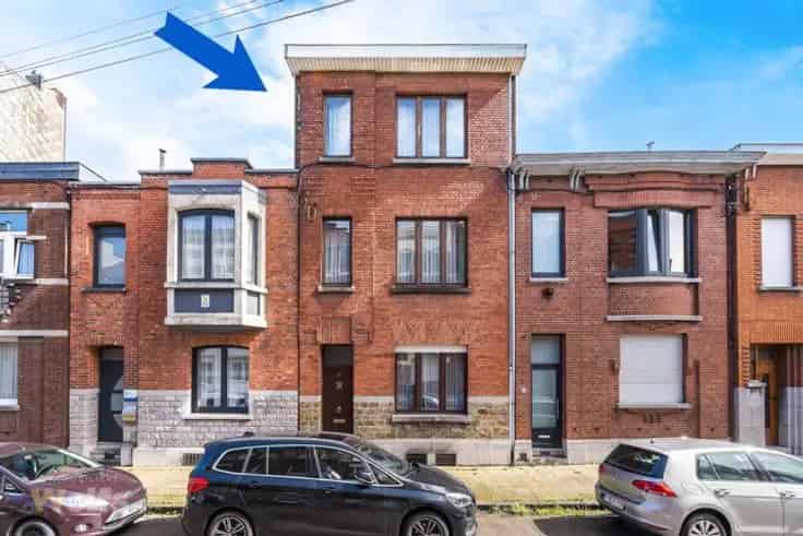 Huis Te Koop Ruim 5 Slaapkamers Grote Tuin