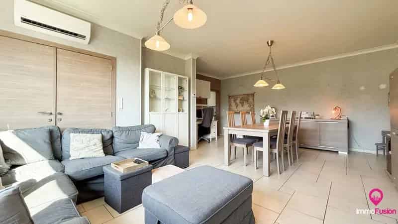 Bungalow Zonhoven: Instapklaar gerenoveerde woning met tuin en zwemvijver