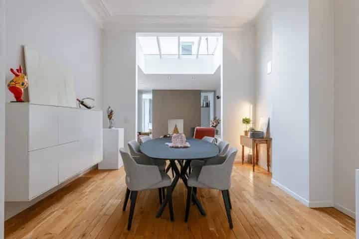 Herenhuis te koop Gentbrugge: Ruim karaktervol huis Mobiscore 93
