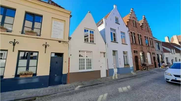 Huis Te Koop Brugge Centrum: 1 Slaapkamer, Terras, Tuin