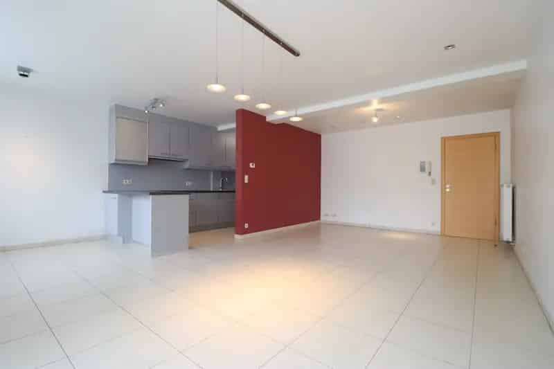 Gelijkvloers Appartement met Garage te Pittem