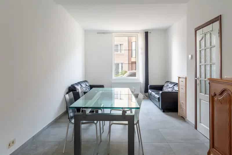 Gerenoveerde woning 4 slaapkamers 8465868