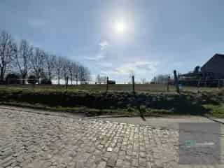 Bouwgrond Tongrinne 934m² Zuidoost Oriëntatie
