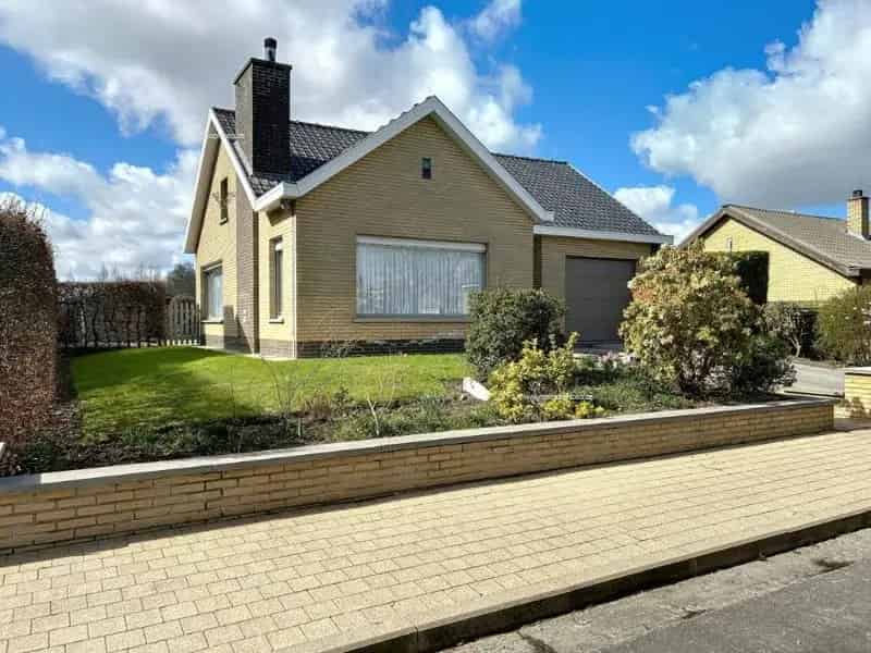 Huis te koop Torhout 4 slaapkamers Zuidgerichte tuin