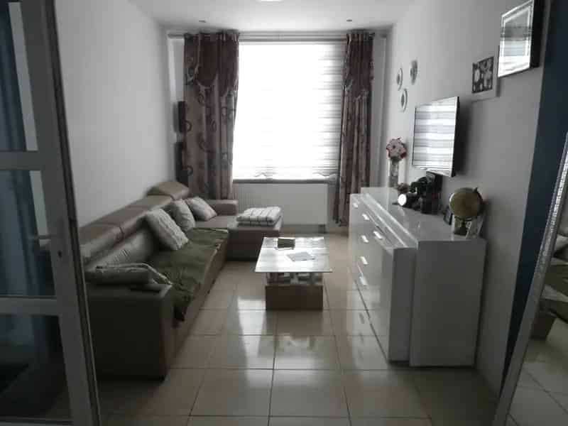 Huis te koop 4 slaapkamers tuin nabij Lidl