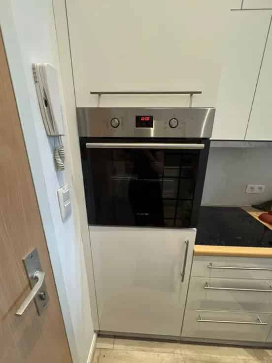 Studio te Koop Luik Centrum - Gerenoveerd en Gemeubileerd